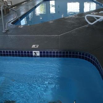 Country Inn & Suites by Radisson, Prineville, OR Thumbnail