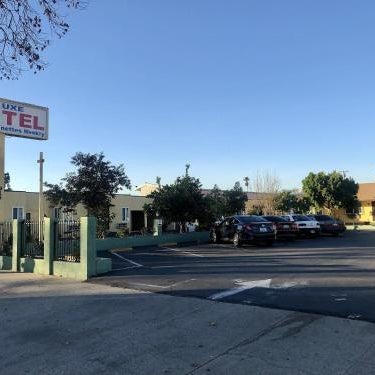 Deluxe Inn Thumbnail