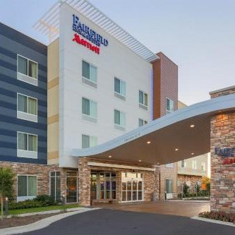 Fairfield Inn & Suites by Marriott Alexandria Thumbnail