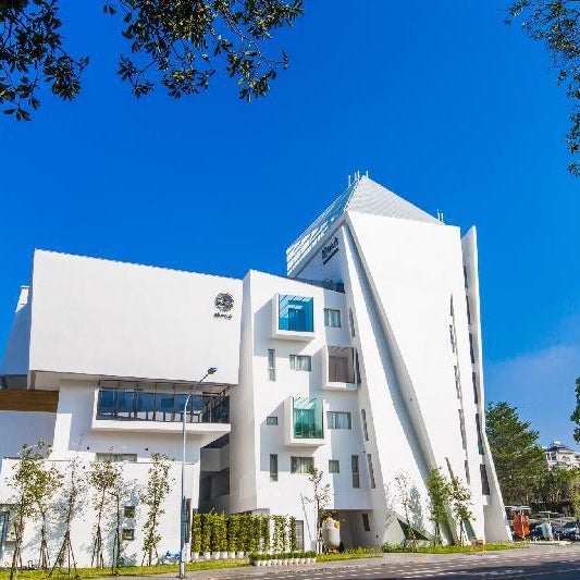 Sun Dialogue Hotel Thumbnail