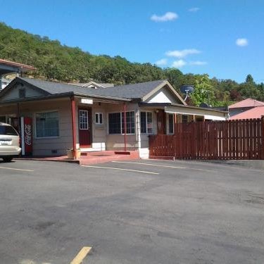 Roseburg Inn Thumbnail