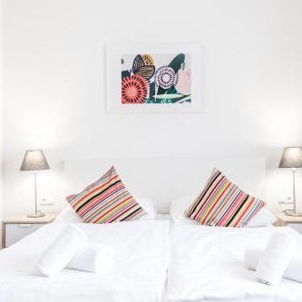 Petit Dependance Thumbnail