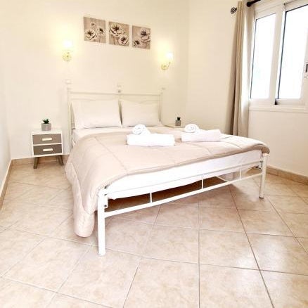 Avra Rooms