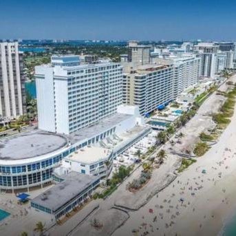 Castle Beach Club Apartments Thumbnail