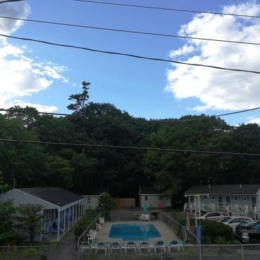 Marvin Gardens Motel Old Orchard Beach Thumbnail