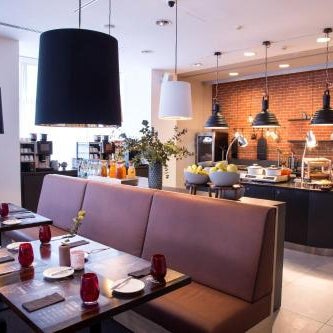 Vienna House Easy By Wyndham Airport Bucharest Thumbnail