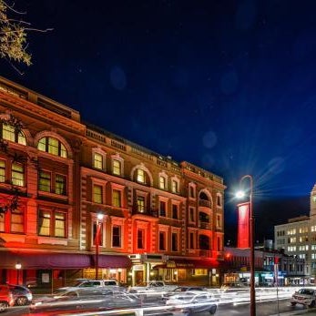 Hadley's Orient Hotel Thumbnail