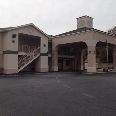 Country Hearth Inns And Suites Augusta Thumbnail