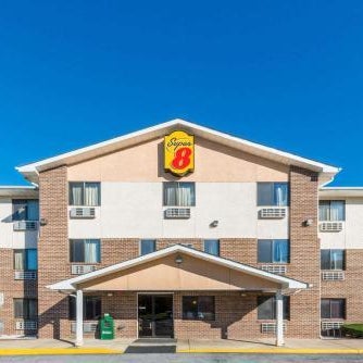 Super 8 by Wyndham Front Royal Thumbnail