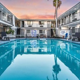 Sunset West Hotel SureStay Collection By Best Western Thumbnail