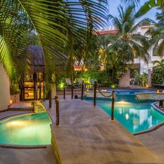 Hotel Riviera Del Sol Thumbnail