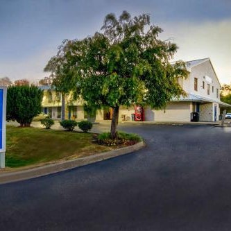 Motel 6 Jeffersonville, IN Thumbnail