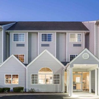 Microtel Inn & Suites By Wyndham Marianna Thumbnail