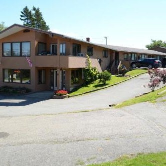 New Age Inn - Voyageur Thumbnail