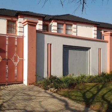 Moshitametsi Guesthouse