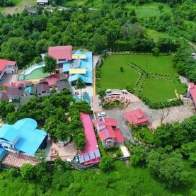 Hunky Dory Resort