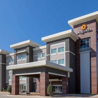 La Quinta Inn & Suites by Wyndham Durant Thumbnail