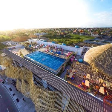 Koa D Surfer Hotel Thumbnail