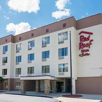 Red Roof Inn & Suites Fayetteville-Fort Bragg Thumbnail