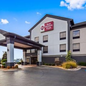 Best Western Plus Midwest City Inn & Suites Thumbnail
