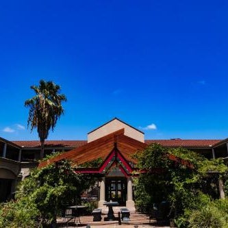 Vineyard Court Designer Suites Hotel Thumbnail