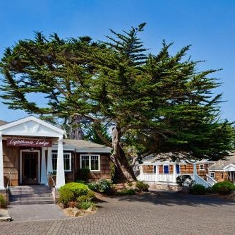 Lighthouse Lodge & Cottages Thumbnail