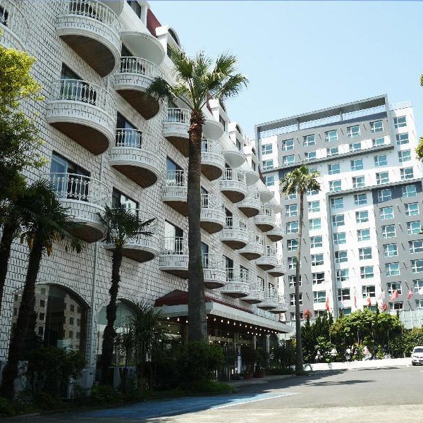 Pearl Hotel Jeju Thumbnail