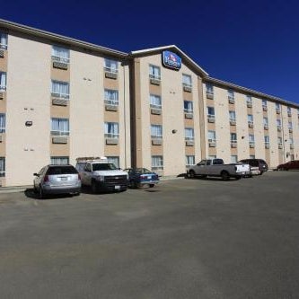 Pomeroy Inn & Suites Fort St. John Thumbnail