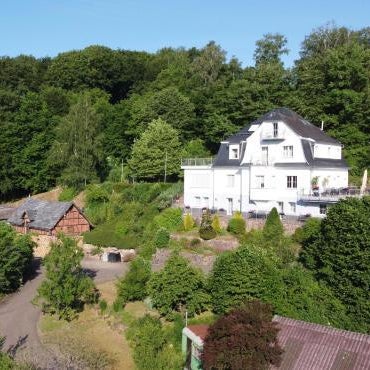 Hofgut Langenborn Wohnen auf Zeit möblierte Apartments Aschaffenburg Alzenau Frankfurt
