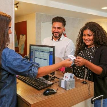 Ibis Copacabana Posto 2 Thumbnail