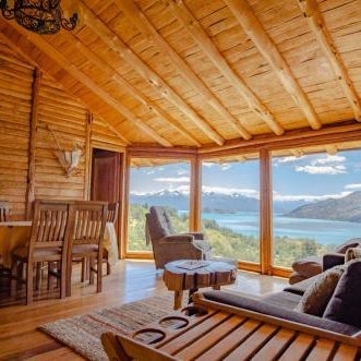 Mallin Colorado Ecolodge