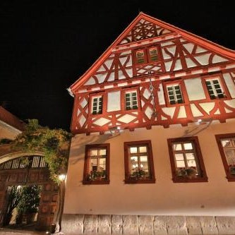 Weinhaus Henninger