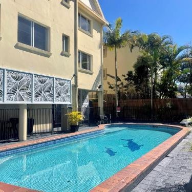 Burleigh Gold Coast Motel Thumbnail