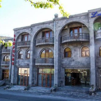 Lara Hotel Thumbnail