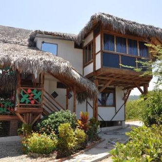 Azuluna Ecolodge