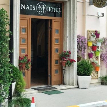 Hotel Nais