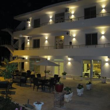 Hotel Nika Thumbnail