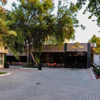 Palm Hotel