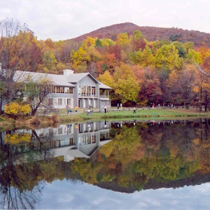 Peaks of Otter Lodge Thumbnail
