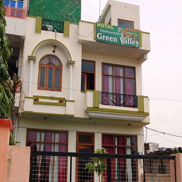 Hotel Green Valley