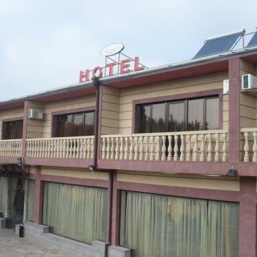 Mayisyan Kamurj Hotel