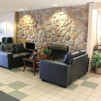 Travelodge by Wyndham Lacombe Thumbnail