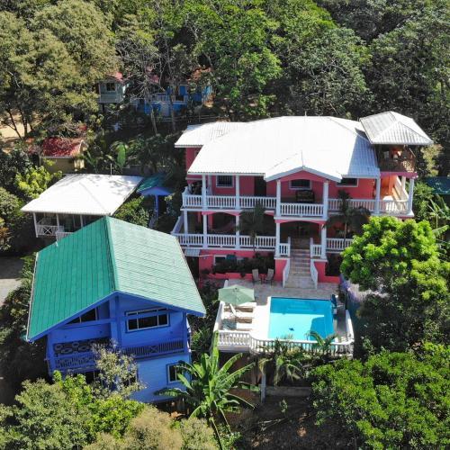 Seaside Inn Roatan Thumbnail