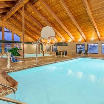 AmericInn by Wyndham Wisconsin Dells Thumbnail