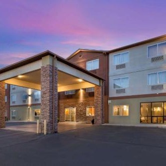 Best Western Plus The Four Corners Inn Thumbnail