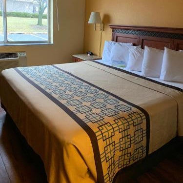 Days Inn by Wyndham Rockford I-90 Casino District Thumbnail