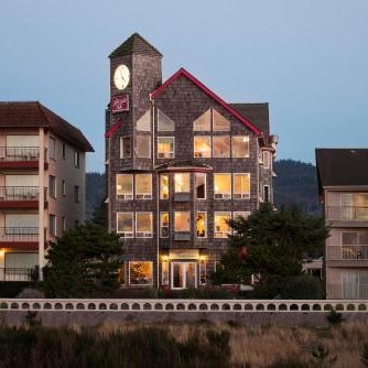 The Seaside Oceanfront Inn Thumbnail