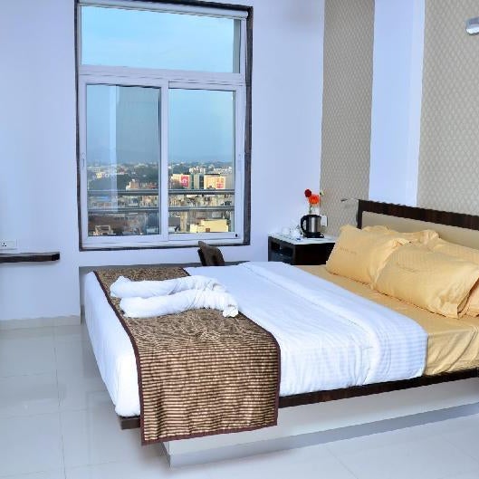 Hotel Sri Sri Executive Lodging
