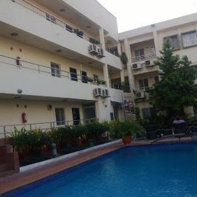 Cata Apartment Hotel And Spa