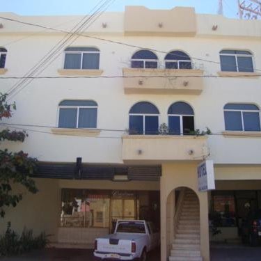 Hotel Maria Elena Thumbnail